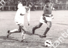 Quattropani (FC La Chaux-de-Fonds)  vs. Eusebio (Benfica Lisboa), Novembre 1964, Stade de la Charriere